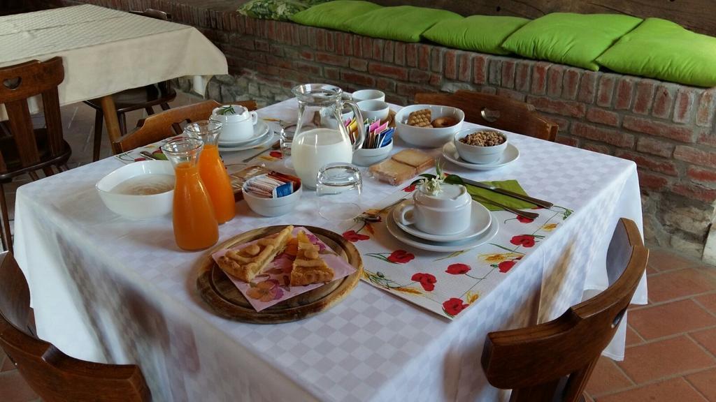 Agriturismo Agronauta Villa Piozzano Екстериор снимка